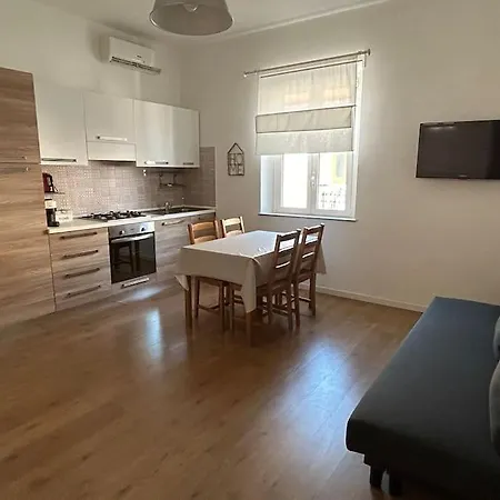 Luisa Apartment